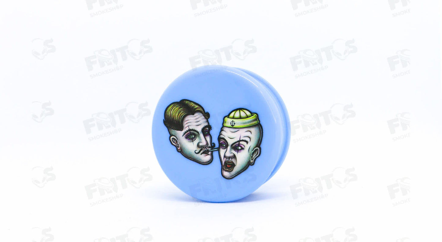 Grinder Lion Rolling Circus Personajes - Fritos Club Smoke Shop
