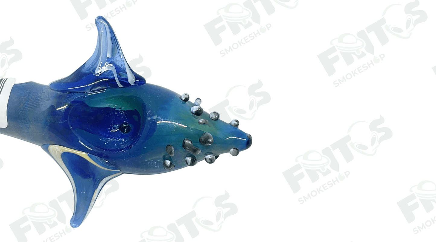 Pipa de vidrio diseño de tiburón - Fritos Club Smoke Shop