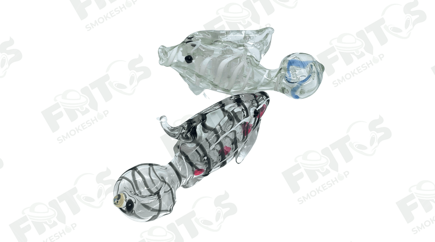 Pipa de vidrio diseño de pez - Fritos Club Smoke Shop